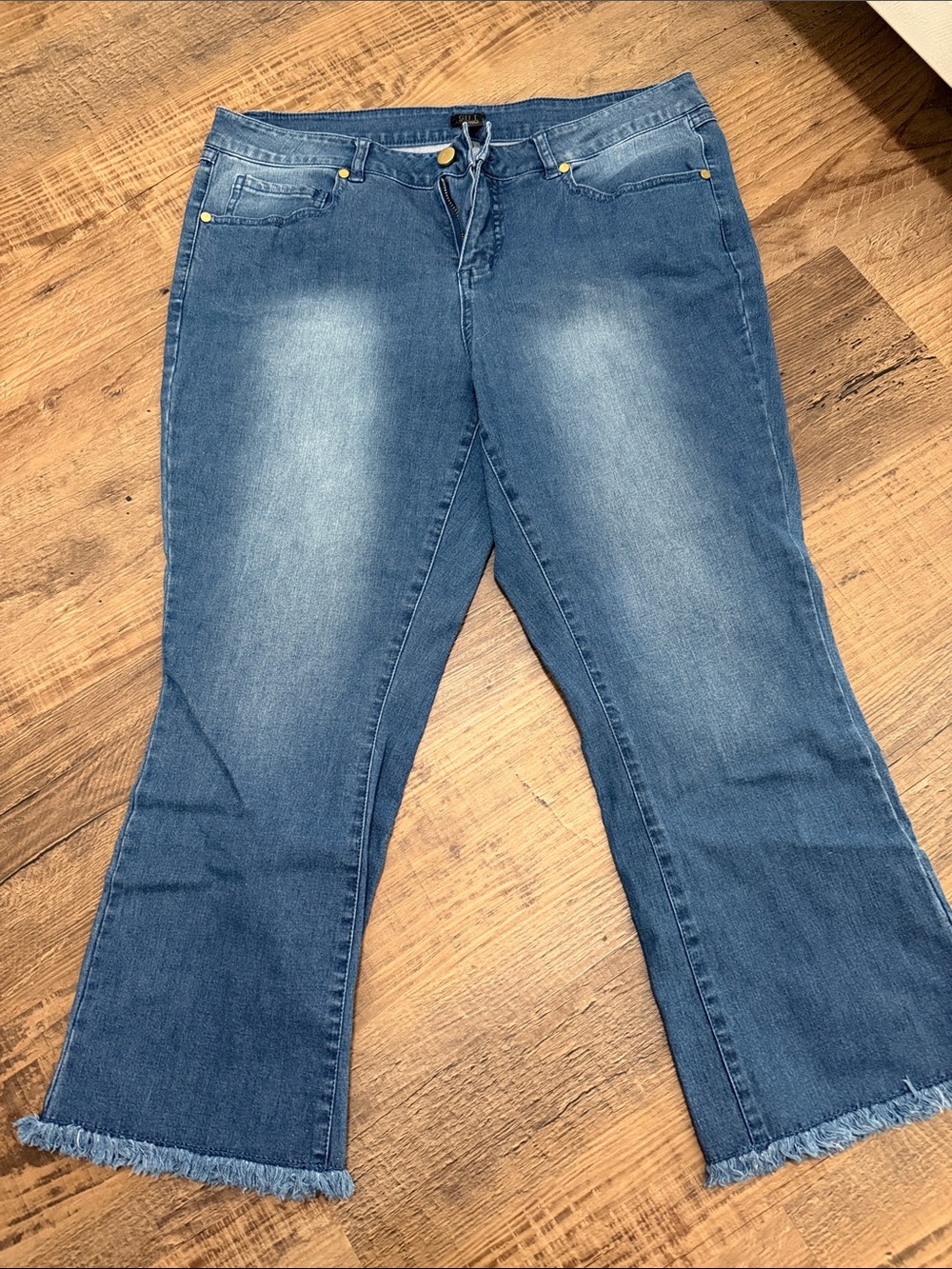 G.I.L.I. Blue Women's Wide Leg Jeans with Frayed Hem NEVER WORN